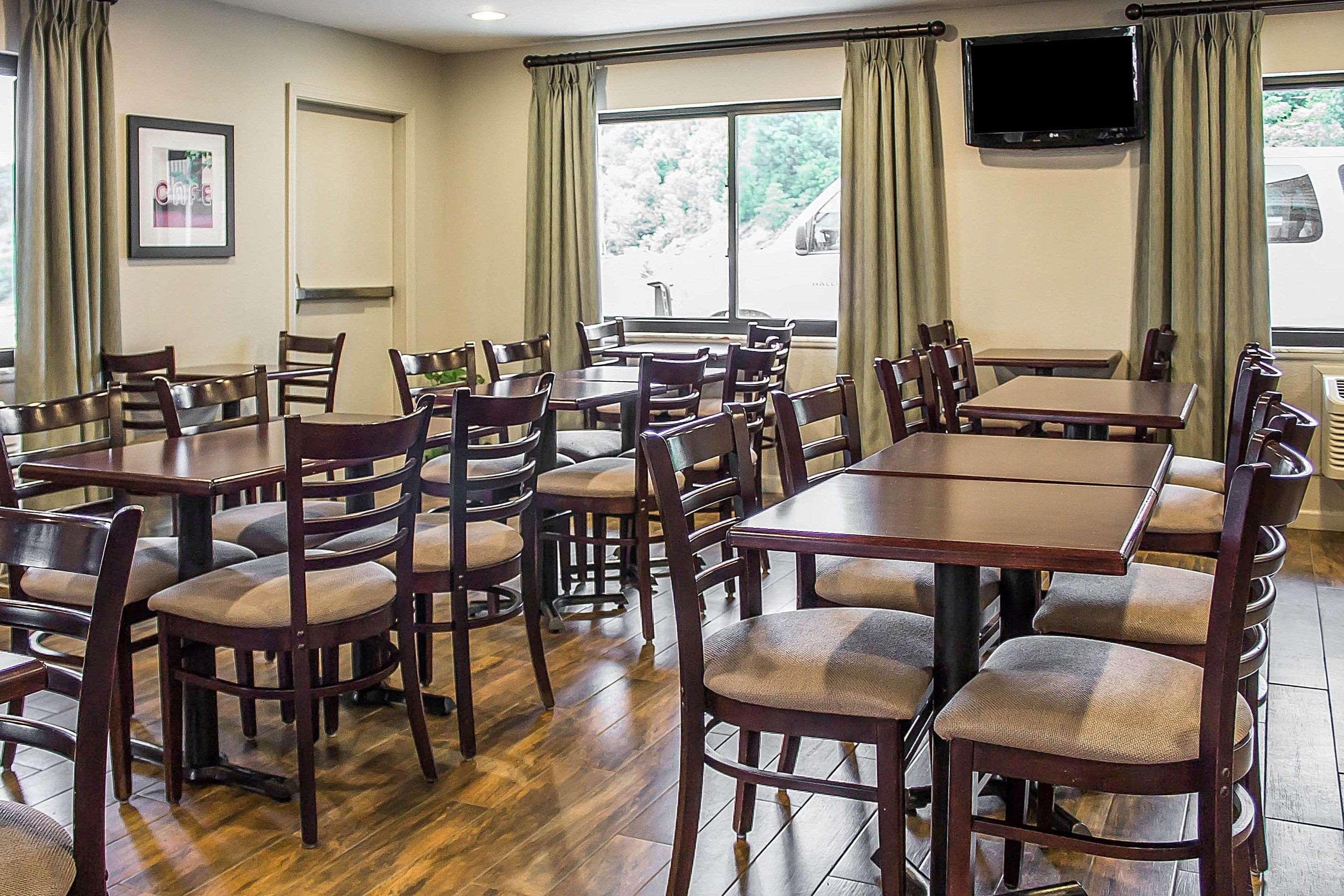 Quality Inn Кембридж Экстерьер фото