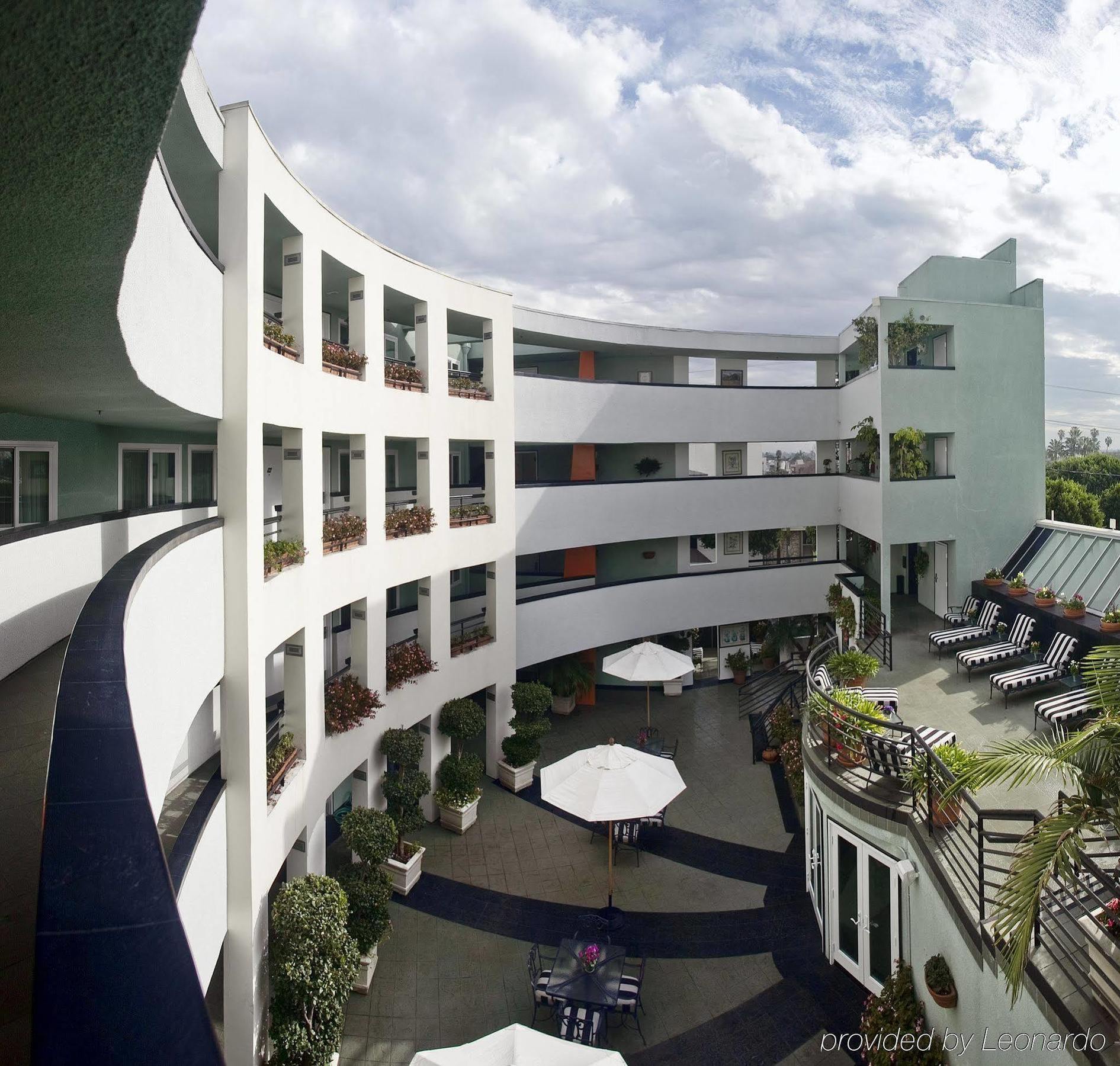 Quality Inn Кембридж Экстерьер фото